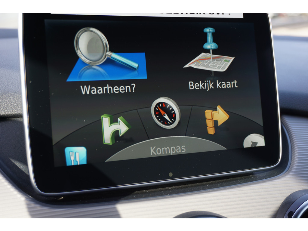 Mercedes-Benz B-Klasse 180 AMBITION Style l Facelift uitvoering l Xenon l PTS l Privacy glas l trekhaak l Airco l Navigatie 21144204-5.jpg | Sterdome B.V.