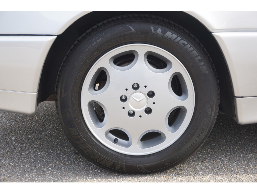 Mercedes-Benz SL-Klasse 300 SL-24 Automatische Airco l Memory l Alarm l Automatische antenne l Windschot l Stoelverwarming l 5 Traps automaat l 31956945-23.jpg | Sterdome B.V.