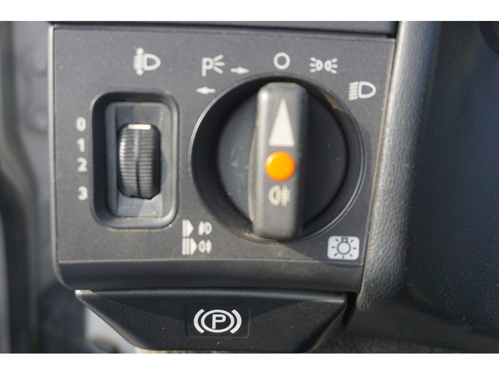 Mercedes-Benz SL-Klasse 300 SL-24 Automatische Airco l Memory l Alarm l Automatische antenne l Windschot l Stoelverwarming l 5 Traps automaat l 31956945-30.jpg | Sterdome B.V.