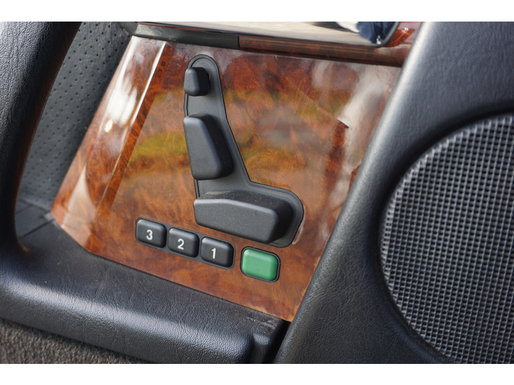 Mercedes-Benz SL-Klasse 300 SL-24 Automatische Airco l Memory l Alarm l Automatische antenne l Windschot l Stoelverwarming l 5 Traps automaat l 31956945-31.jpg | Sterdome B.V.