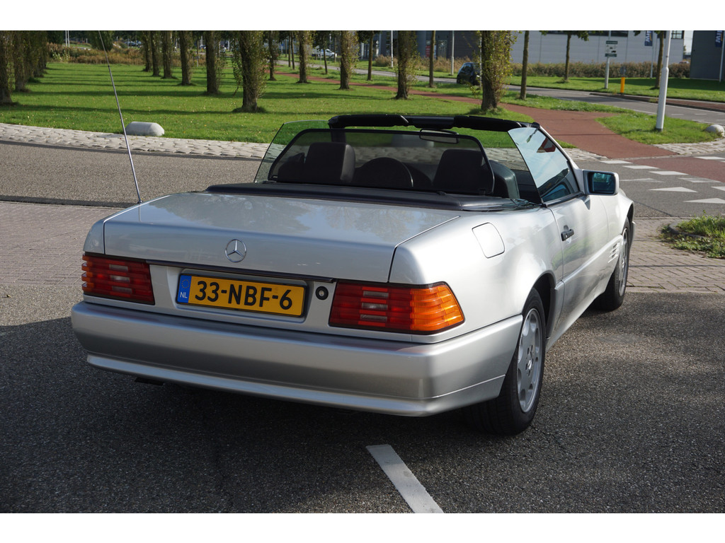 Mercedes-Benz SL-Klasse 300 SL-24 Automatische Airco l Memory l Alarm l Automatische antenne l Windschot l Stoelverwarming l 5 Traps automaat l 31956945-34.jpg | Sterdome B.V.