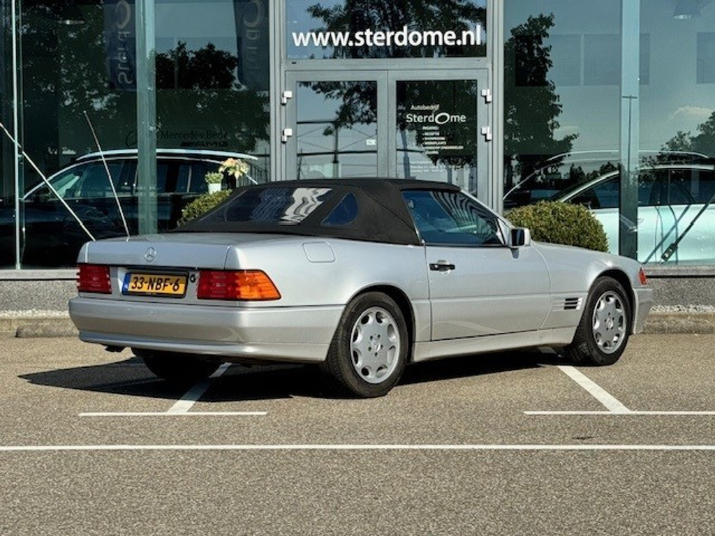 Mercedes-Benz SL-Klasse 300 SL-24 Automatische Airco l Memory l Alarm l Automatische antenne l Windschot l Stoelverwarming l 5 Traps automaat l 31956945-4.jpg | Sterdome B.V.