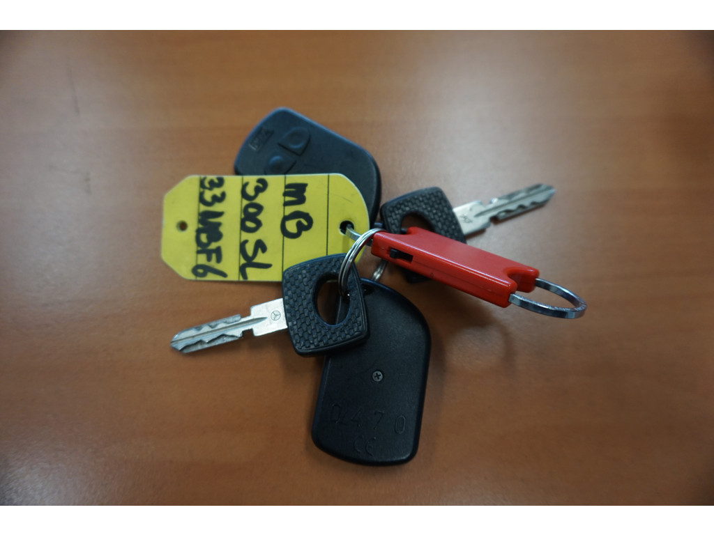 Mercedes-Benz SL-Klasse 300 SL-24 Automatische Airco l Memory l Alarm l Automatische antenne l Windschot l Stoelverwarming l 5 Traps automaat l 31956945-63.jpg | Sterdome B.V.