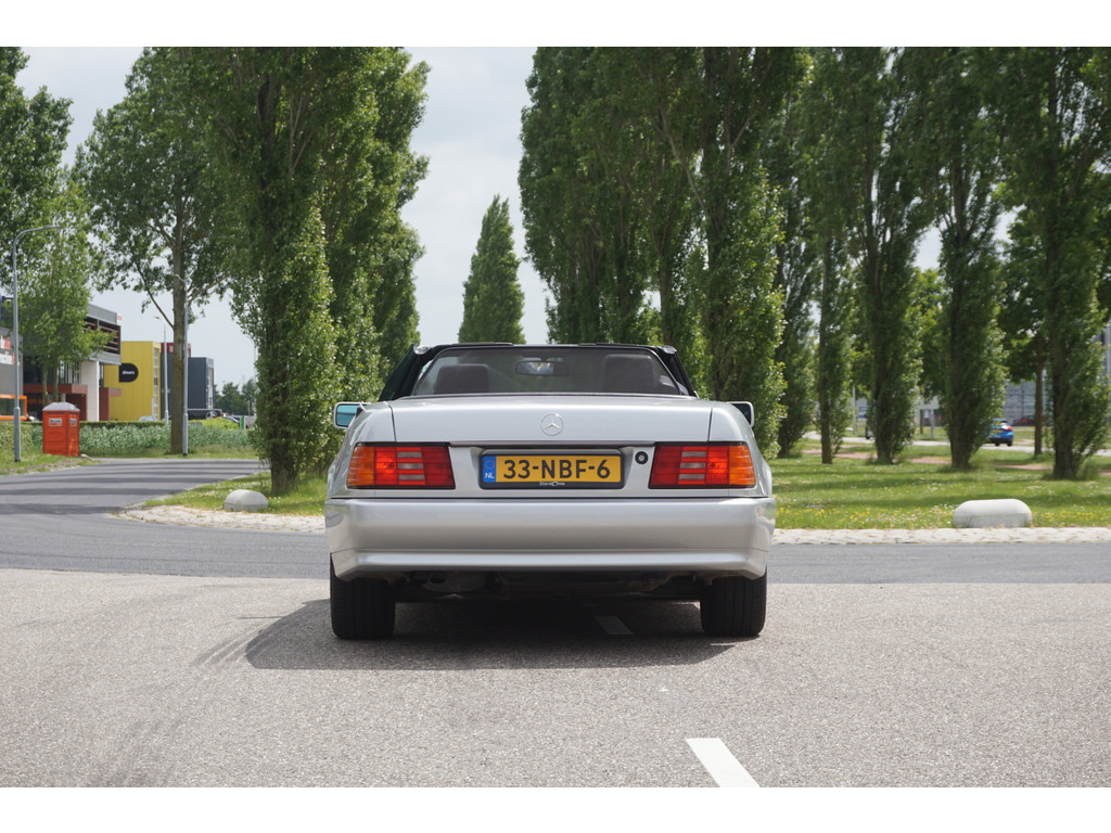 Mercedes-Benz SL-Klasse 300 SL-24 Automatische Airco l Memory l Alarm l Automatische antenne l Windschot l Stoelverwarming l 5 Traps automaat l 31956945-7.jpg | Sterdome B.V.