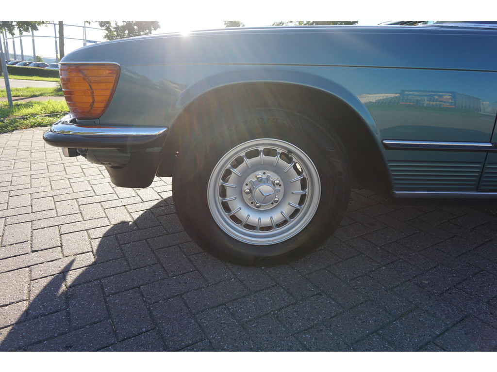 Mercedes-Benz SL-Klasse 380 SL V8 l Automaat l Beige lederen bekleding l Airco l Hardtop l 71347 km l 14 ' LM Koonkurk velgen l Centrale deurvergrendeli 35299594-10.jpg | Sterdome B.V.