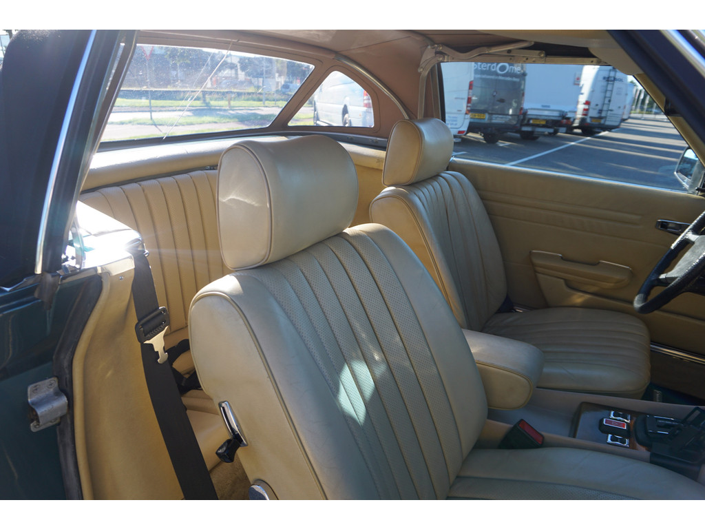 Mercedes-Benz SL-Klasse 380 SL V8 l Automaat l Beige lederen bekleding l Airco l Hardtop l 71347 km l 14 ' LM Koonkurk velgen l Centrale deurvergrendeli 35299594-19.jpg | Sterdome B.V.