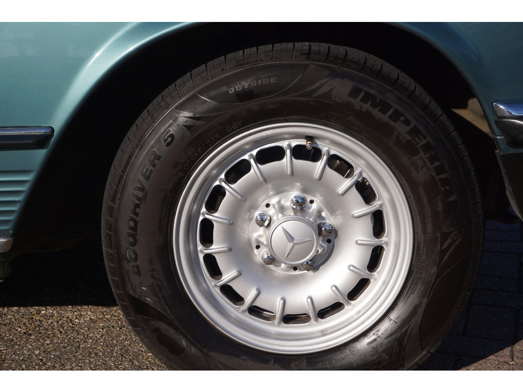 Mercedes-Benz SL-Klasse 380 SL V8 l Automaat l Beige lederen bekleding l Airco l Hardtop l 71347 km l 14 ' LM Koonkurk velgen l Centrale deurvergrendeli 35299594-23.jpg | Sterdome B.V.