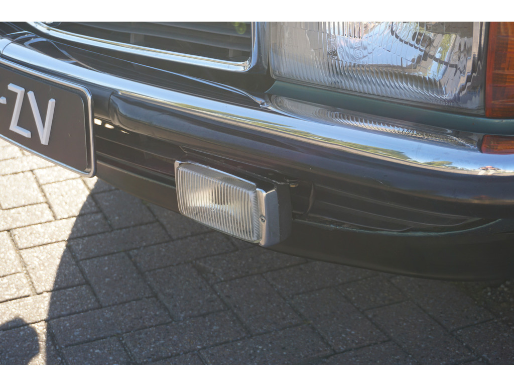 Mercedes-Benz SL-Klasse 380 SL V8 l Automaat l Beige lederen bekleding l Airco l Hardtop l 71347 km l 14 ' LM Koonkurk velgen l Centrale deurvergrendeli 35299594-25.jpg | Sterdome B.V.