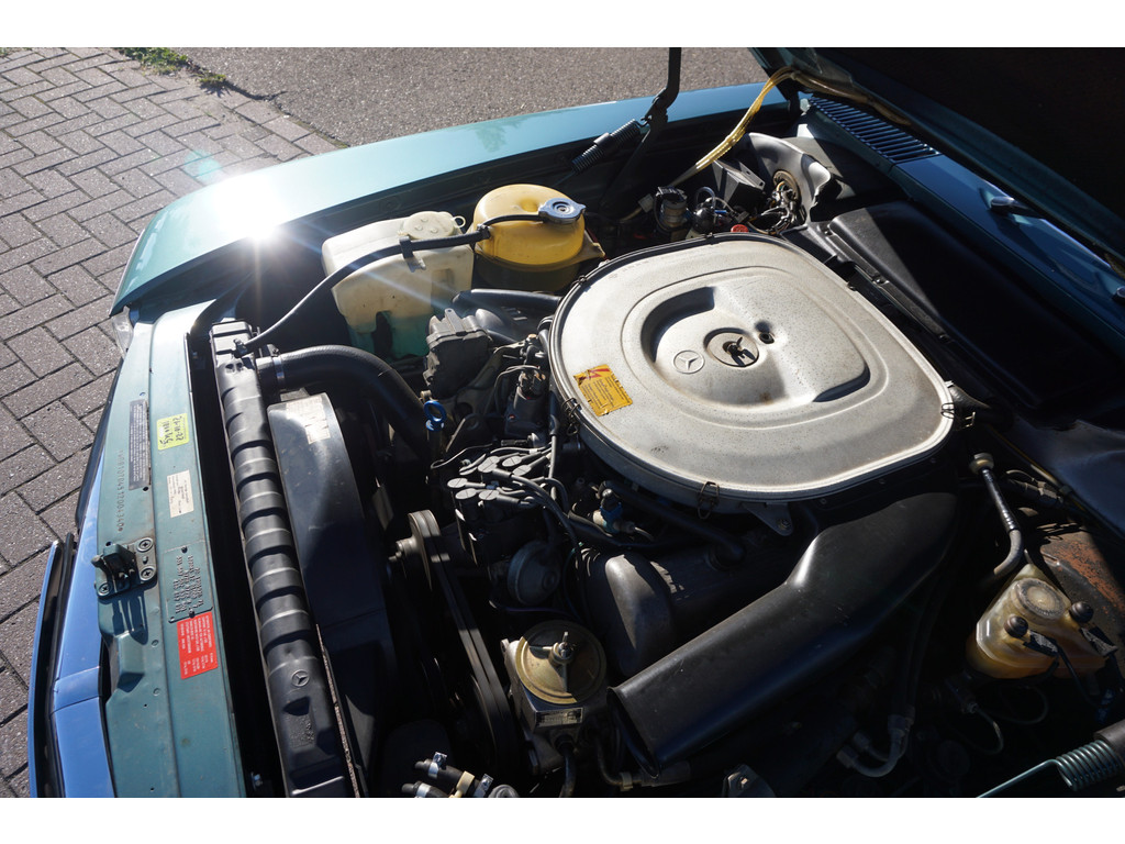 Mercedes-Benz SL-Klasse 380 SL V8 l Automaat l Beige lederen bekleding l Airco l Hardtop l 71347 km l 14 ' LM Koonkurk velgen l Centrale deurvergrendeli 35299594-31.jpg | Sterdome B.V.