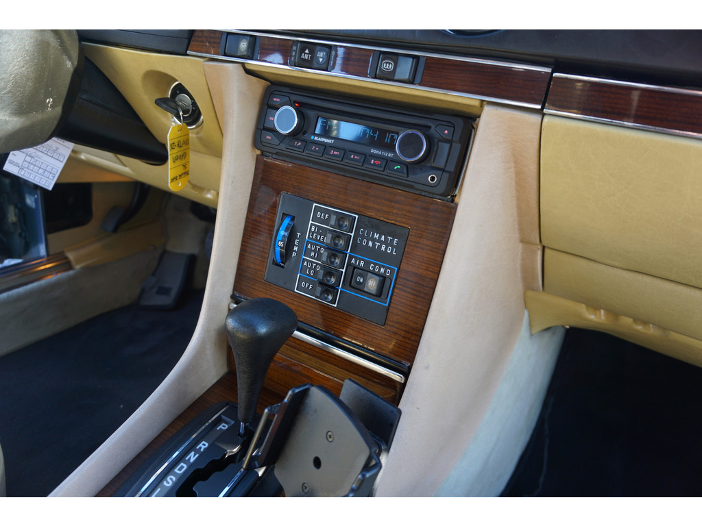 Mercedes-Benz SL-Klasse 380 SL V8 l Automaat l Beige lederen bekleding l Airco l Hardtop l 71347 km l 14 ' LM Koonkurk velgen l Centrale deurvergrendeli 35299594-33.jpg | Sterdome B.V.