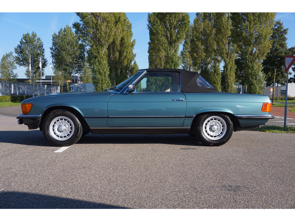 Mercedes-Benz SL-Klasse 380 SL V8 l Automaat l Beige lederen bekleding l Airco l Hardtop l 71347 km l 14 ' LM Koonkurk velgen l Centrale deurvergrendeli 35299594-7.jpg | Sterdome B.V.