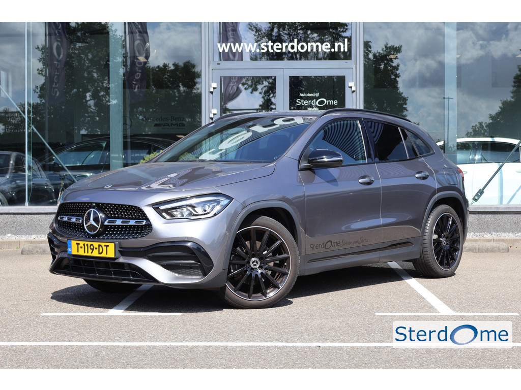 Mercedes-Benz GLA 180 AMG Line l Automaat I Achteruitrij camera l Tempomaat l Stoelverwarming l Sfeerverlichting l MBUX l Widescreen l Keyless Go 35500851-0.jpg | Sterdome B.V.