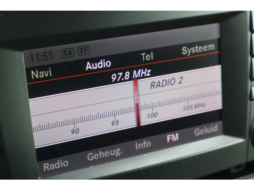 Mercedes-Benz Vito 114 CDI Lang l Trekhaak l Becker MAP Pilot l Camera l LED intelligent l Comfortstoelen voor best. + bijrijder l Airco l 40829789-21.jpg | Sterdome B.V.