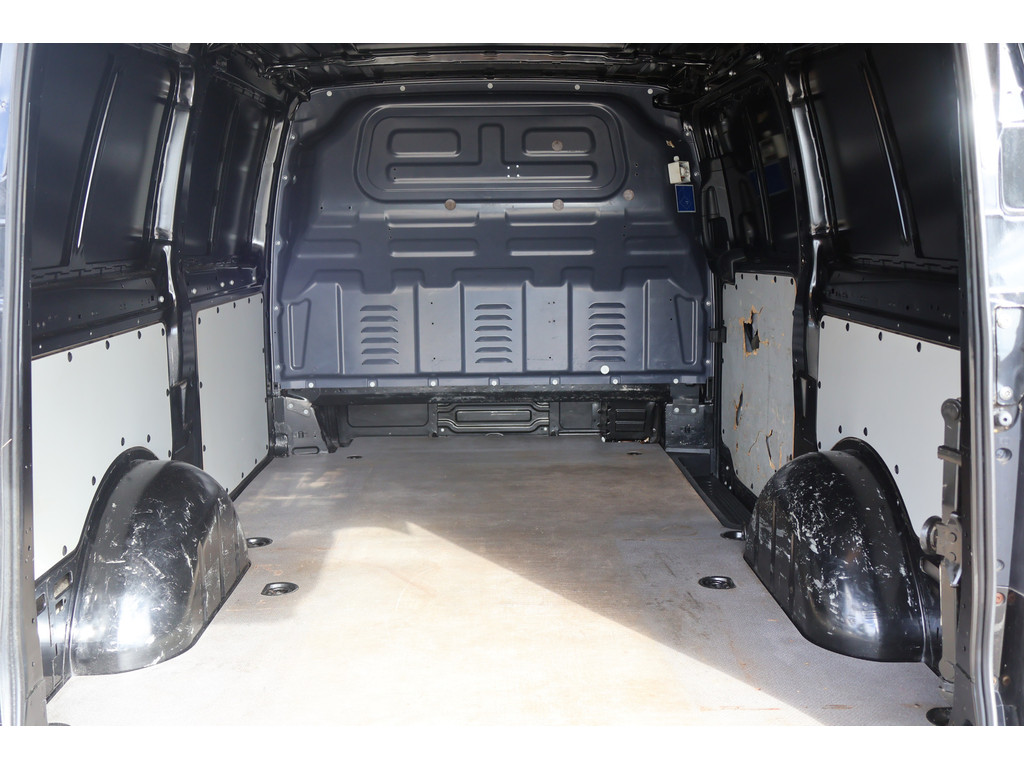 Mercedes-Benz Vito 114 CDI Lang l Trekhaak l Becker MAP Pilot l Camera l LED intelligent l Comfortstoelen voor best. + bijrijder l Airco l 40829789-40.jpg | Sterdome B.V.