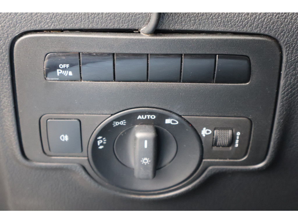 Mercedes-Benz Vito 114 CDI Extra Lang | Dubbele schuifdeuren | Camara l 2,5 t Trekhaak l THERMOTRONIC Airco l Comforstoelen l LM velgen l 41084116-21.jpg | Sterdome B.V.