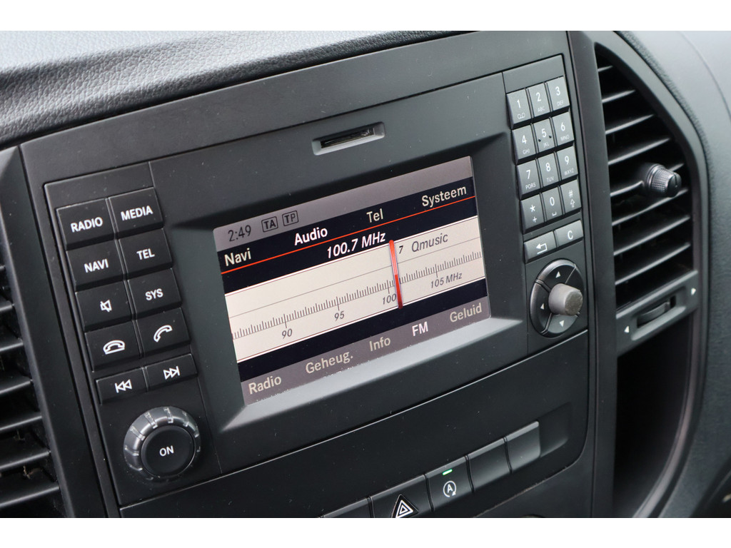 Mercedes-Benz Vito 114 CDI Extra Lang | Dubbele schuifdeuren | Camara l 2,5 t Trekhaak l THERMOTRONIC Airco l Comforstoelen l LM velgen l 41084116-25.jpg | Sterdome B.V.