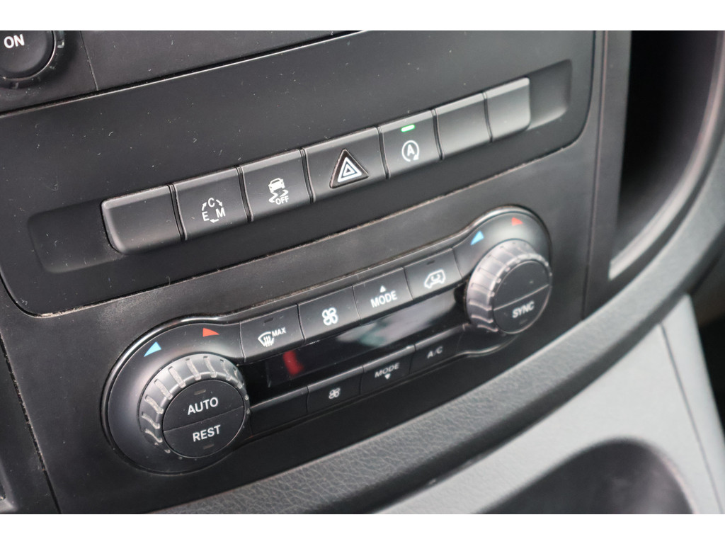 Mercedes-Benz Vito 114 CDI Extra Lang | Dubbele schuifdeuren | Camara l 2,5 t Trekhaak l THERMOTRONIC Airco l Comforstoelen l LM velgen l 41084116-27.jpg | Sterdome B.V.