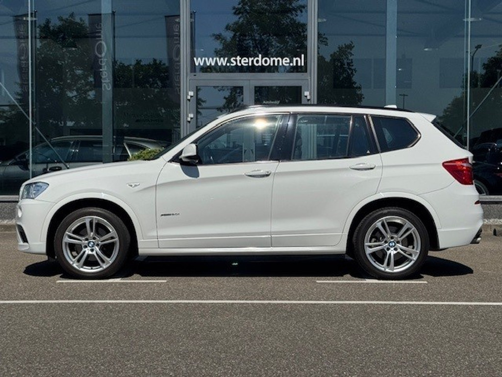BMW X3 xDrive20i High Executive l M line Sportpakket l Panoramadak l Leder l LED l Elekt. bedienbare achterklep l Stoelverwarming l Par 41084249-2.jpg | Sterdome B.V.