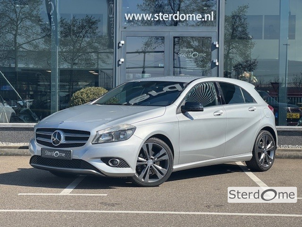 Mercedes-Benz A-Klasse 180 Ambition l Airco l Camera l Navigatie l Stoelverwarming l Adaptief remlicht l 41964268-0.jpg | Sterdome B.V.