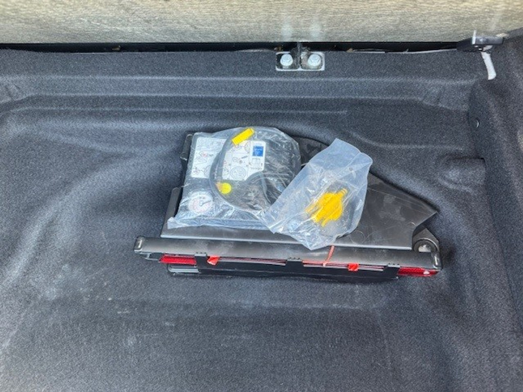 Mercedes-Benz A-Klasse 180 Ambition l Airco l Camera l Navigatie l Stoelverwarming l Adaptief remlicht l 41964268-31.jpg | Sterdome B.V.