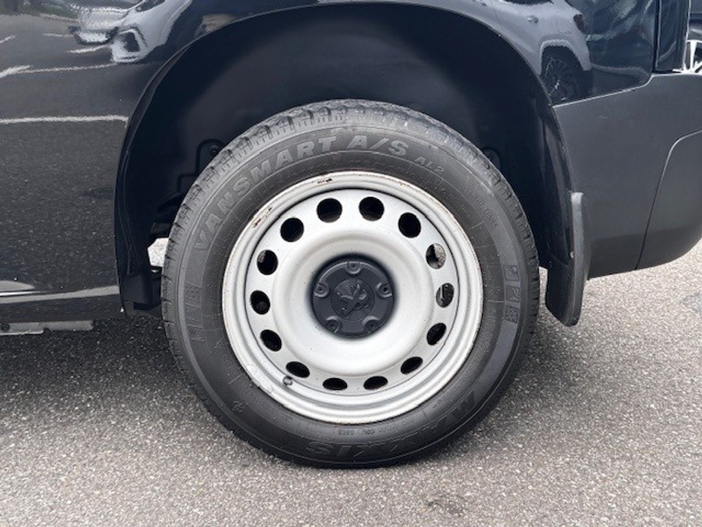 Peugeot Partner 1.6 BlueHDI Premium l Airco l Camera l Smartphone integratie l Parkeersensoren l Trekhaak l 42618482-21.jpg | Sterdome B.V.