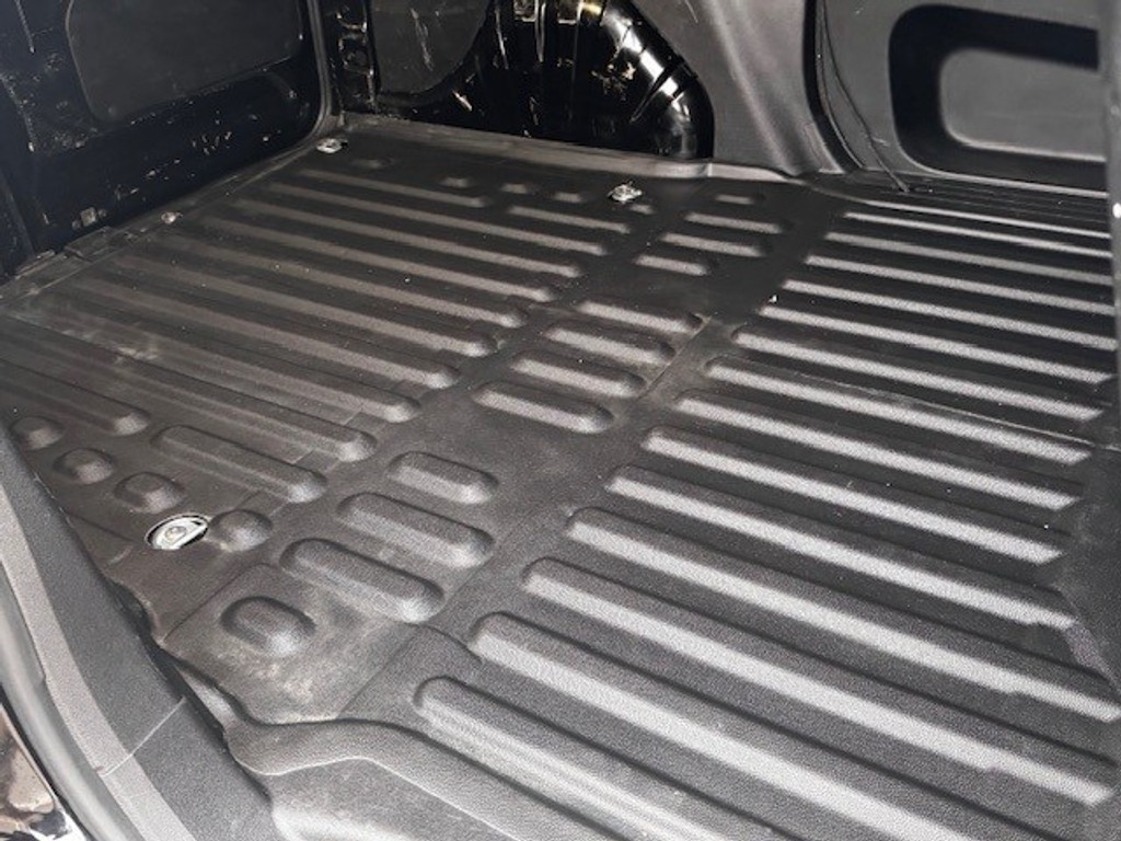 Peugeot Partner 1.6 BlueHDI Premium l Airco l Camera l Smartphone integratie l Parkeersensoren l Trekhaak l 42618482-31.jpg | Sterdome B.V.