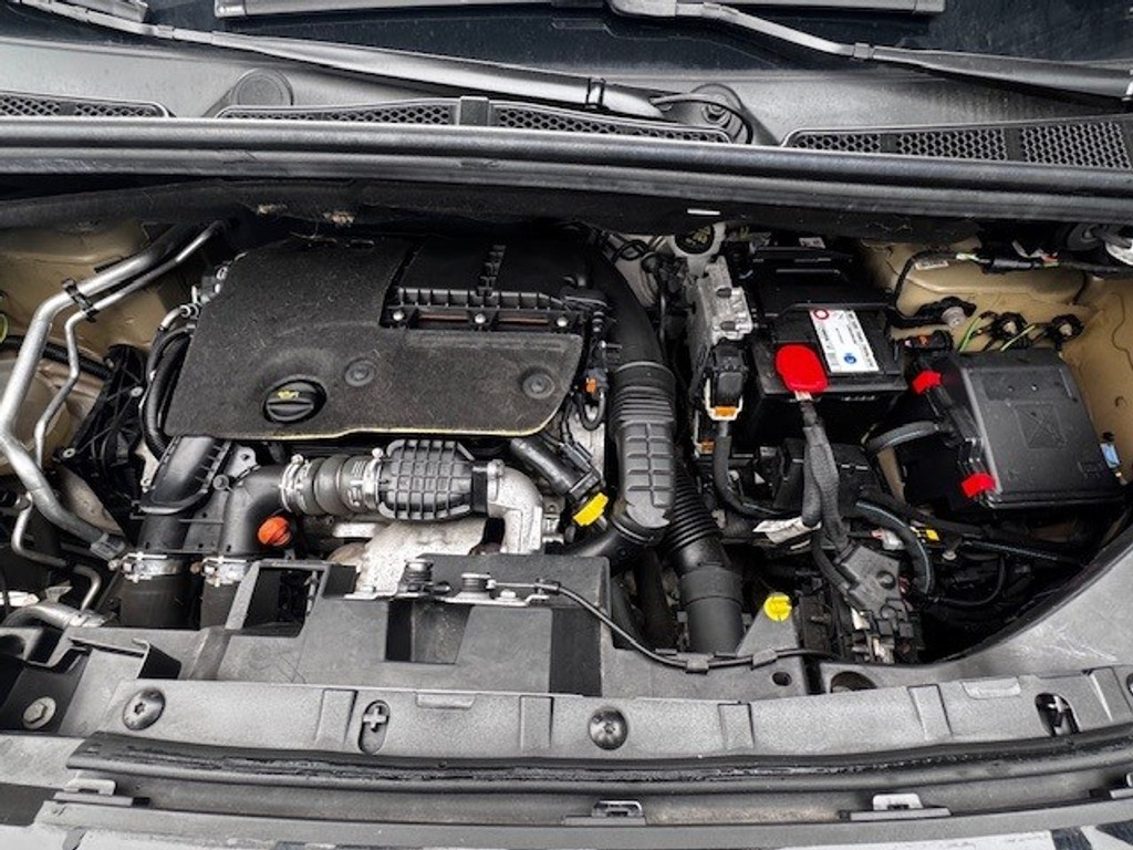 Peugeot Partner 1.6 BlueHDI Premium l Airco l Camera l Smartphone integratie l Parkeersensoren l Trekhaak l 42618482-32.jpg | Sterdome B.V.