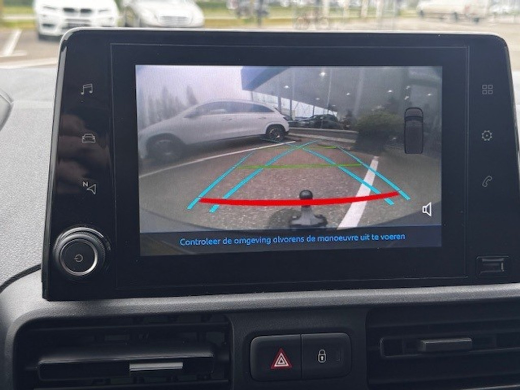 Peugeot Partner 1.6 BlueHDI Premium l Airco l Camera l Smartphone integratie l Parkeersensoren l Trekhaak l 42618482-4.jpg | Sterdome B.V.