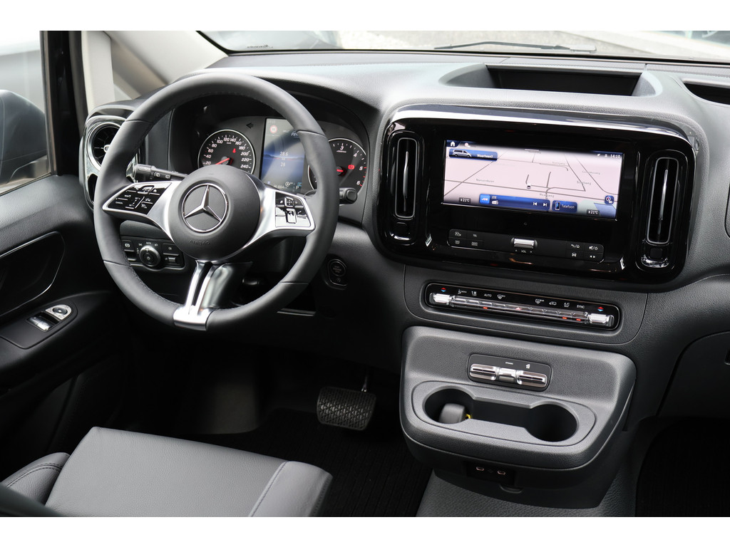 Mercedes-Benz Vito 119 CDI L3 Sportpakket l 4 x 4 l Dubbel Cabine l AIRMATIC l 360 gr Camera l 2,5t AHW | DISTRONIC | MBUX l LEDER l Stoelverwarmin 42774993-1.jpg | Sterdome B.V.