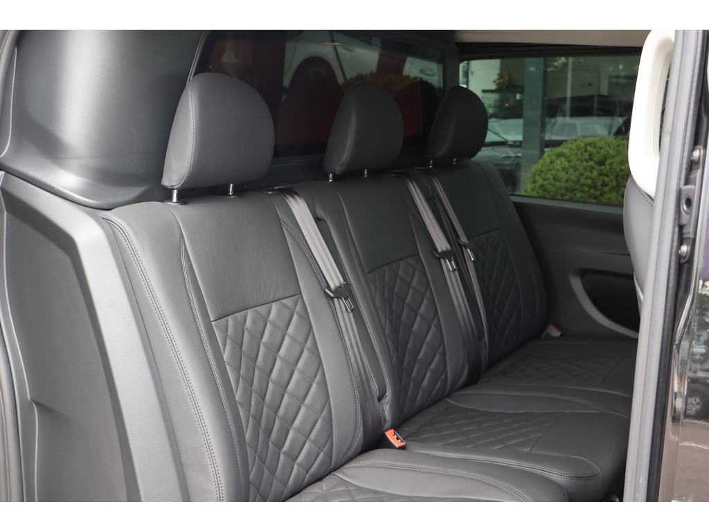 Mercedes-Benz Vito 119 CDI L3 Sportpakket l 4 x 4 l Dubbel Cabine l AIRMATIC l 360 gr Camera l 2,5t AHW | DISTRONIC | gewicht l MBUX l LEDER l Stoe 42774993-16.jpg | Sterdome B.V.