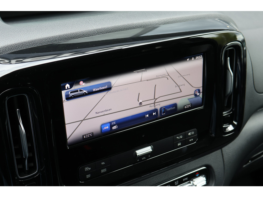 Mercedes-Benz Vito 119 CDI L3 Sportpakket l 4 x 4 l Dubbel Cabine l AIRMATIC l 360 gr Camera l 2,5t AHW | DISTRONIC | gewicht l MBUX l LEDER l Stoe 42774993-29.jpg | Sterdome B.V.