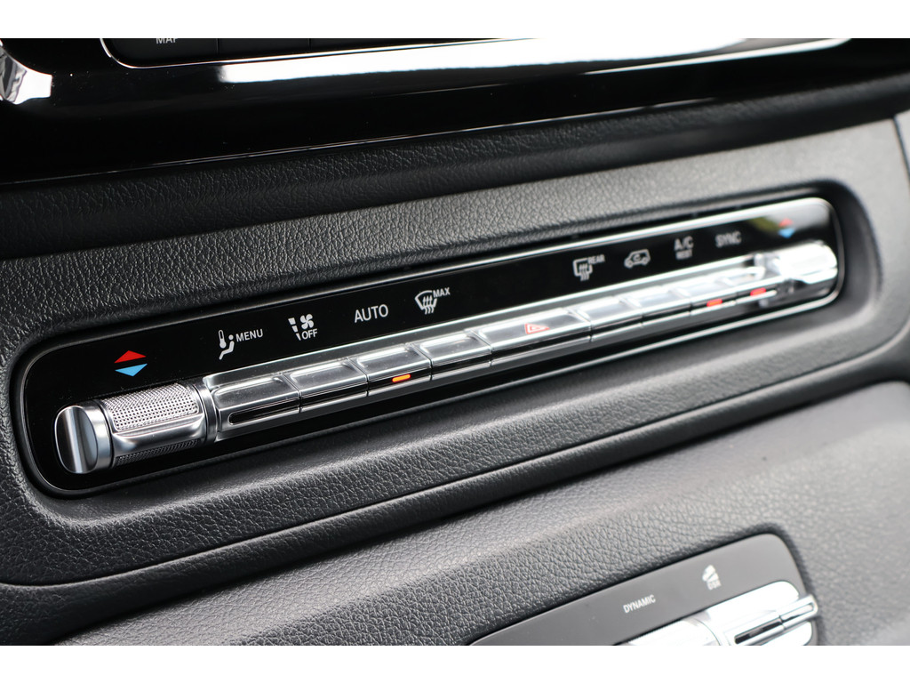 Mercedes-Benz Vito 119 CDI L3 Sportpakket l 4 x 4 l Dubbel Cabine l AIRMATIC l 360 gr Camera l 2,5t AHW | DISTRONIC | gewicht l MBUX l LEDER l Stoe 42774993-38.jpg | Sterdome B.V.