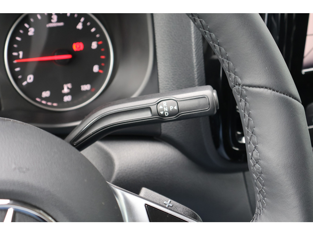 Mercedes-Benz Vito 119 CDI L3 Sportpakket l 4 x 4 l Dubbel Cabine l AIRMATIC l 360 gr Camera l 2,5t AHW | DISTRONIC | gewicht l MBUX l LEDER l Stoe 42774993-43.jpg | Sterdome B.V.