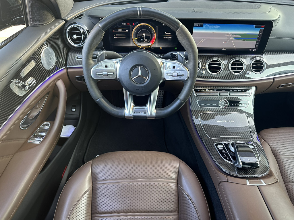 Mercedes-Benz E-Klasse AMG 63 S 4MATIC Premium Plus l V8 l Panorama dak l Luchtvering l Head-up l Massage l Distronic l 360 camera l Burmester l Bruin 43332245-1.jpg | Sterdome B.V.