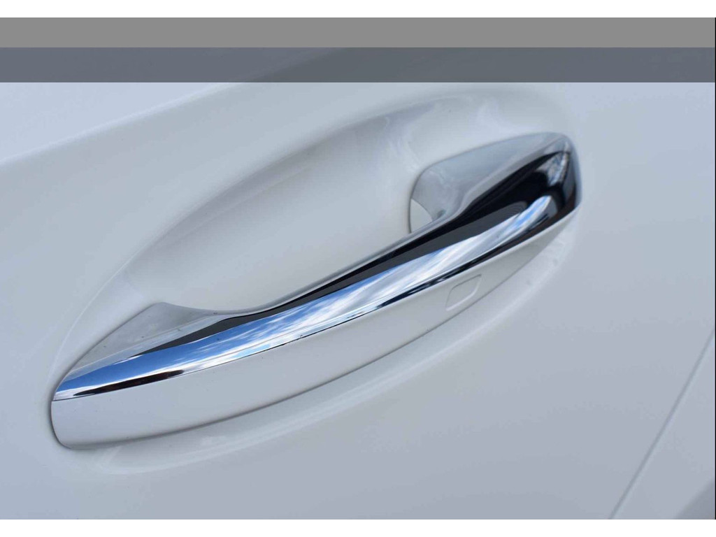 Mercedes-Benz A-Klasse 250 e Business Solution AMG Limited l Panoramaschuifdak l DISTRONIC PLUS l Trekhaak l l Memory stoelen l 360 camera l Sfeerverli 43955410-10.jpg | Sterdome B.V.