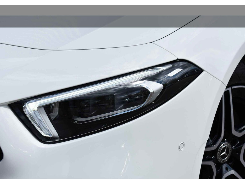 Mercedes-Benz A-Klasse 250 e Business Solution AMG Limited l Panoramaschuifdak l DISTRONIC PLUS l Trekhaak l l Memory stoelen l 360 camera l Sfeerverli 43955410-7.jpg | Sterdome B.V.