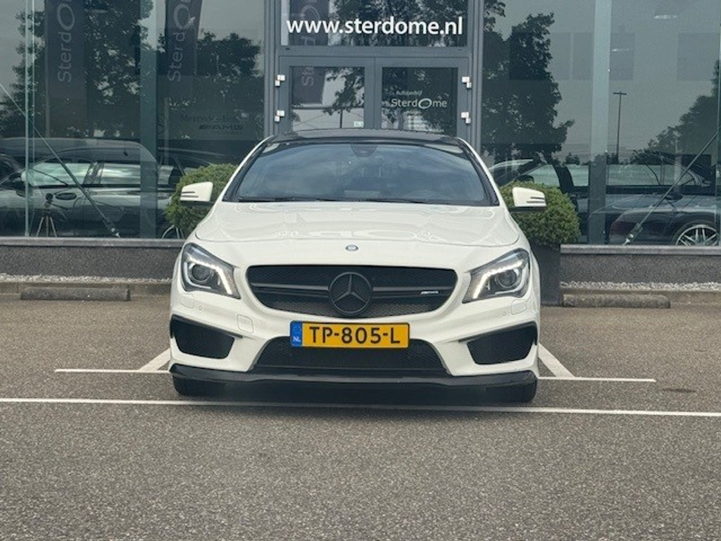 Mercedes-Benz CLA-Klasse AMG 45 4MATIC l 361 PK l Dealer onderhouden l Panoramadak l Performance stoelen l LED l THERMOTRONIC l PTS l Navi l 45361057-12.jpg | Sterdome B.V.