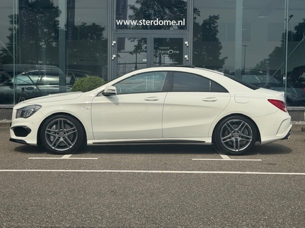 Mercedes-Benz CLA-Klasse AMG 45 4MATIC l 361 PK l Dealer onderhouden l Panoramadak l Performance stoelen l LED l THERMOTRONIC l PTS l Navi l 45361057-18.jpg | Sterdome B.V.