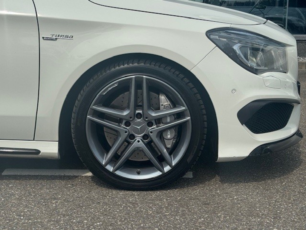 Mercedes-Benz CLA-Klasse AMG 45 4MATIC l 361 PK l Dealer onderhouden l Panoramadak l Performance stoelen l LED l THERMOTRONIC l PTS l Navi l 45361057-27.jpg | Sterdome B.V.