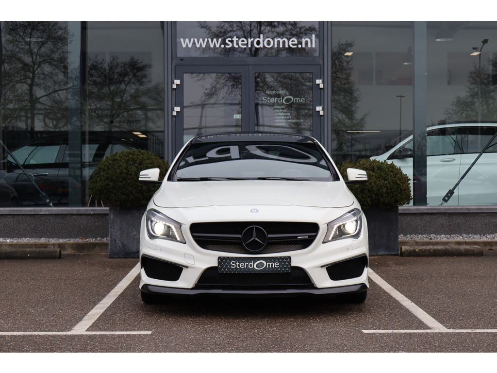 Mercedes-Benz CLA-Klasse AMG 45 4MATIC l 361 PK l Dealer onderhouden l Panoramadak l Performance stoelen l LED l THERMOTRONIC l PTS l Navi l 45361057-4.jpg | Sterdome B.V.