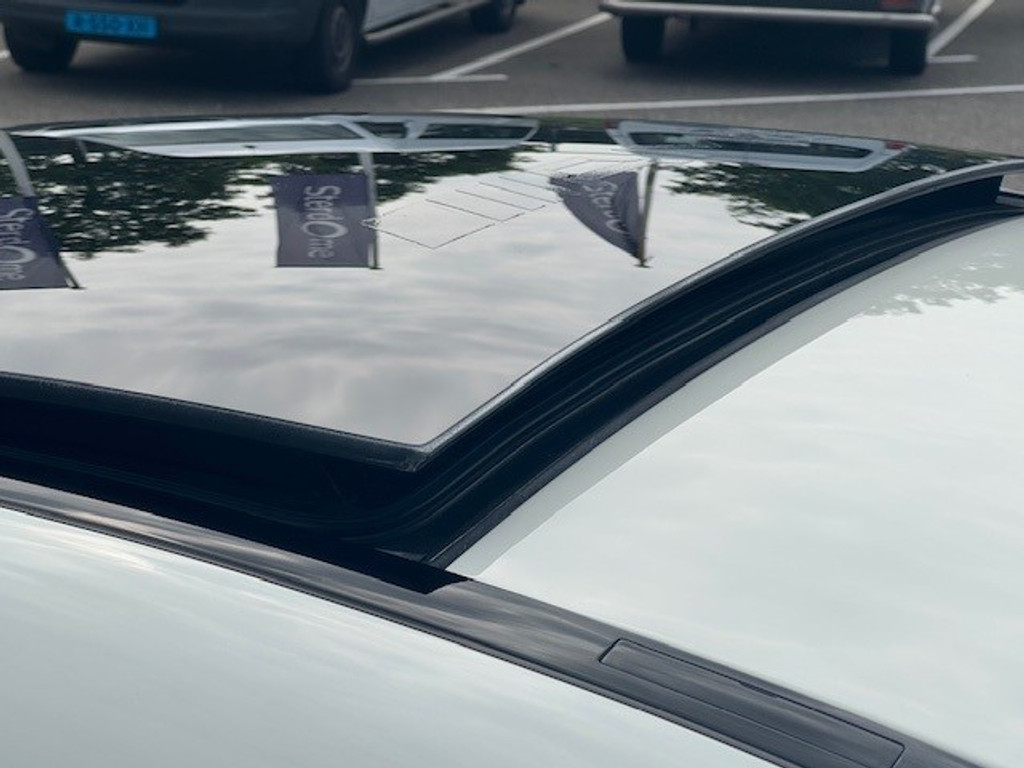 Mercedes-Benz CLA-Klasse AMG 45 4MATIC l 361 PK l Dealer onderhouden l Panoramadak l Performance stoelen l LED l THERMOTRONIC l PTS l Navi l 45361057-8.jpg | Sterdome B.V.