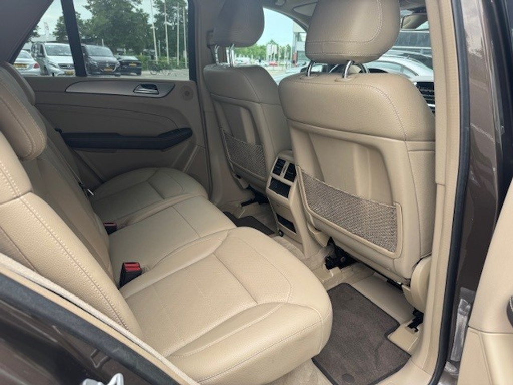 Mercedes-Benz M-Klasse 250 BlueTEC | Spiegelpakket | Air Body Controle l Trekhaak | Stoelverwarming | Inbraakalarm | Beige Kunst Leder l Comand l 45486271-16.jpg | Sterdome B.V.