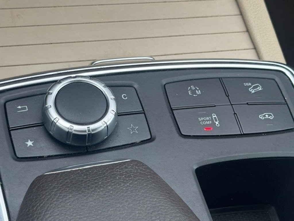 Mercedes-Benz M-Klasse 250 BlueTEC | Spiegelpakket | Air Body Controle l Trekhaak | Stoelverwarming | Inbraakalarm | Beige Kunst Leder l Comand l 45486271-23.jpg | Sterdome B.V.