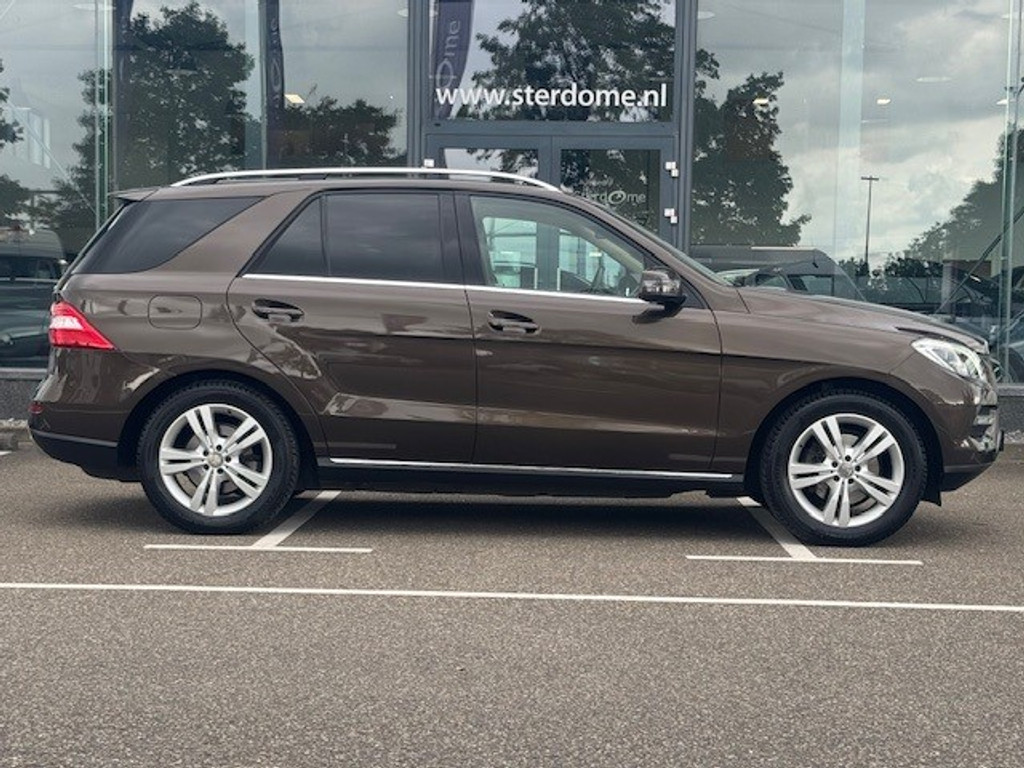 Mercedes-Benz M-Klasse 250 BlueTEC | Spiegelpakket | Air Body Controle l Trekhaak | Stoelverwarming | Inbraakalarm | Beige Kunst Leder l Comand l 45486271-8.jpg | Sterdome B.V.