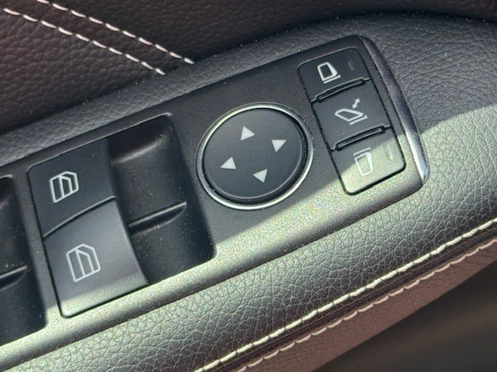 Mercedes-Benz B-Klasse 180 Ambition | Spiegelpakket | Nightpakket | Zitcomfortpakket | licht- en zichtpakket | Actieve parkeer assistent | Airco l Temp 45991801-11.jpg | Sterdome B.V.