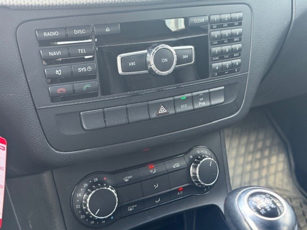 Mercedes-Benz B-Klasse 180 Ambition | Spiegelpakket | Nightpakket | Zitcomfortpakket | licht- en zichtpakket | Actieve parkeer assistent | Airco l Temp 45991801-22.jpg | Sterdome B.V.