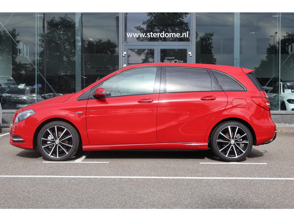 Mercedes-Benz B-Klasse 180 Ambition | Spiegelpakket | Nightpakket | Zitcomfortpakket | licht- en zichtpakket | Actieve parkeer assistent | Airco l Temp 45991801-38.jpg | Sterdome B.V.