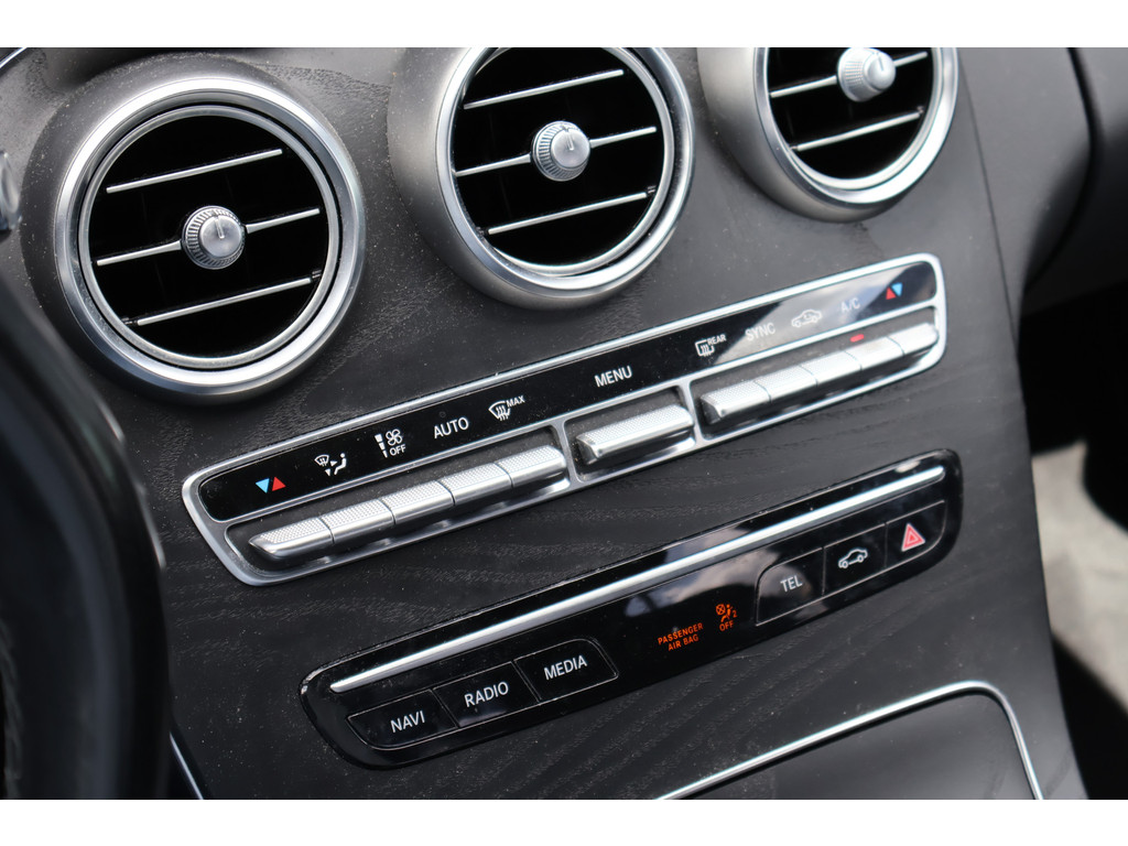 Mercedes-Benz C-Klasse 180 Business Solution AMG I Camera I Tempomaat I Stoelverwarming I Virtual dashbord I Led I Automaat I 46126525-23.jpg | Sterdome B.V.