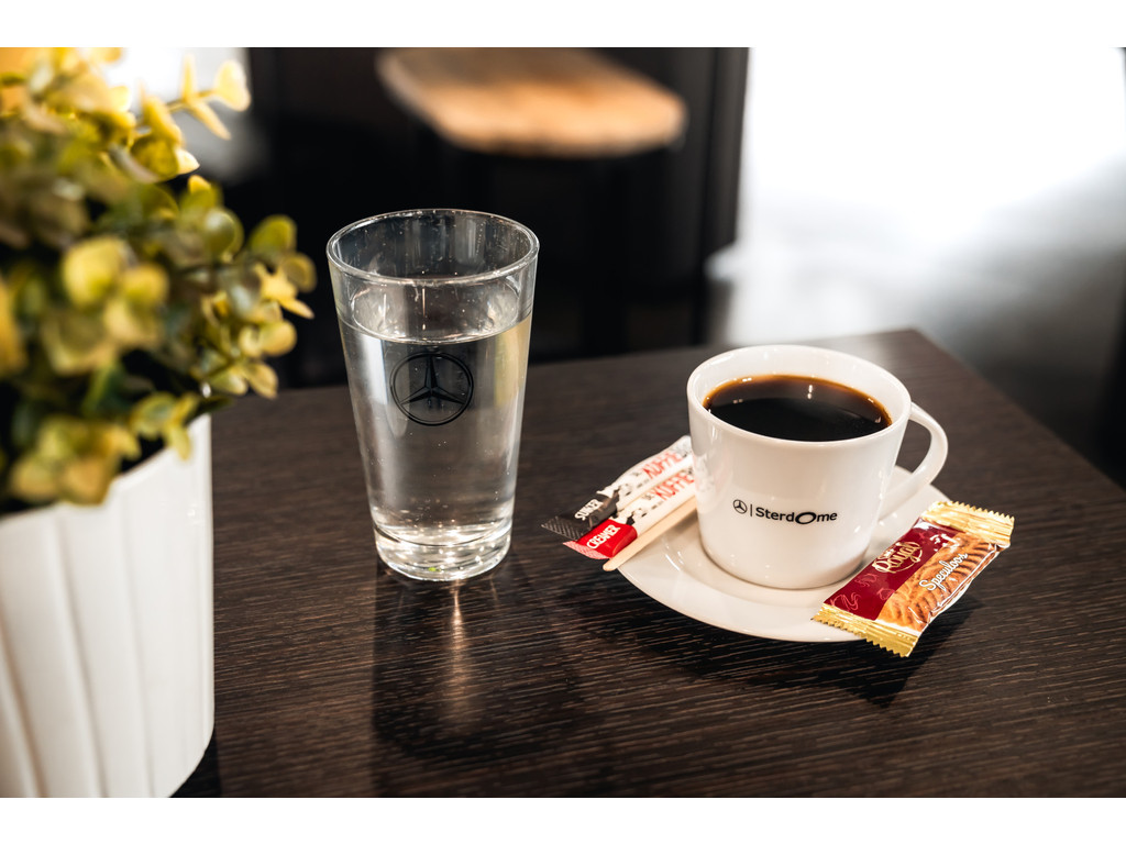 Mercedes-Benz C-Klasse 180 Business Solution AMG I Camera I Tempomaat I Stoelverwarming I Virtual dashbord I Led I Automaat I 46126525-36.jpg | Sterdome B.V.