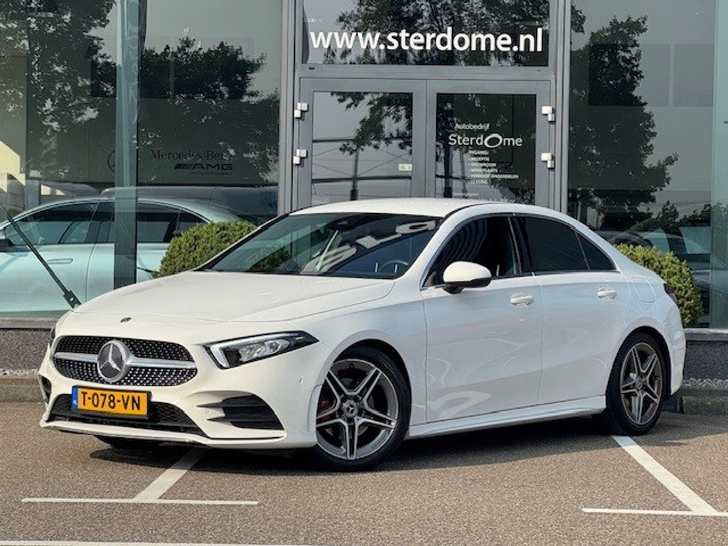 Mercedes-Benz A-Klasse 200 Business Solution AMG l MBUX l LED High Performance l Camera l Smartphone integratie pakket l Licht en Zicht pakket l Deelba 46375146-11.jpg | Sterdome B.V.